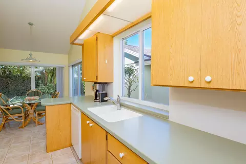 216 Ridge Rd, Jupiter, FL 33477 photo 9