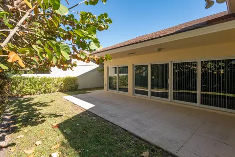 216 Ridge Rd, Jupiter, FL 33477 photo 27