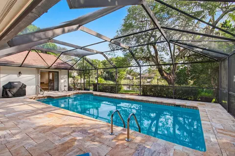 2036 Amesbury Cir, Wellington, FL 33414