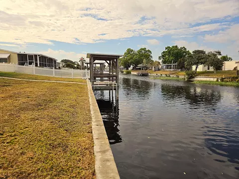 View/Area - 2425 SE 31st St, Okeechobee, FL 34974 photo 2 of 5