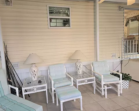 Exterior - 2425 SE 31st St, Okeechobee, FL 34974 photo 3 of 8