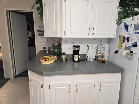 Kitchen - 2425 SE 31st St, Okeechobee, FL 34974 photo 5 of 8
