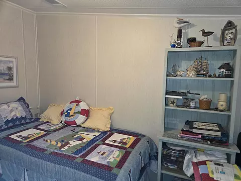 Bedroom - 2425 SE 31st St, Okeechobee, FL 34974 photo 10 of 10
