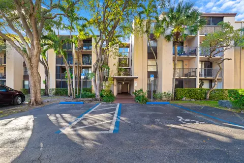 14221 SW 88th St #303C, Miami, FL 33186