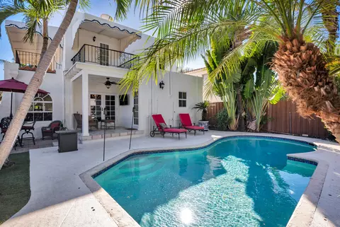 137 Edgewood Dr, West Palm Beach, FL 33405
