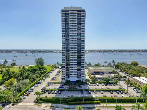 5600 N Flagler Dr #2703, West Palm Beach, FL 33407