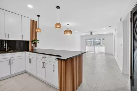 9780 Marina Blvd #425, Boca Raton, FL 33428