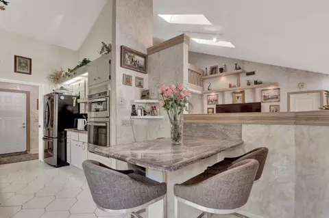 Kitchen - 352 River Edge Rd, Jupiter, FL 33477 photo 1 of 4