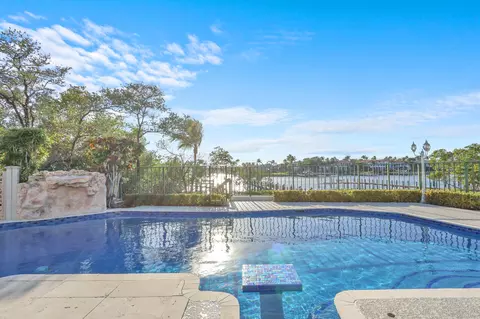 Exterior - 352 River Edge Rd, Jupiter, FL 33477 photo 1 of 9