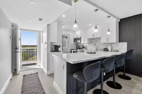 5700 NW 2nd Ave #711, Boca Raton, FL 33487