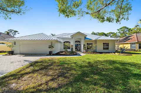8888 SW Fishermans Wharf Dr, Stuart, FL 34997