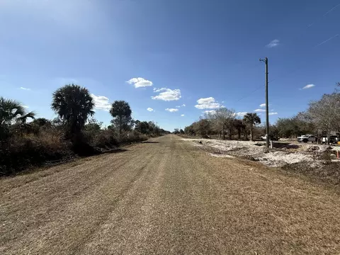 18075 NW 278th St, Okeechobee, FL 34972 photo 2