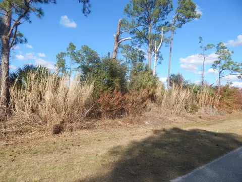581 Avenida Del Sur, Clewiston, FL 33440