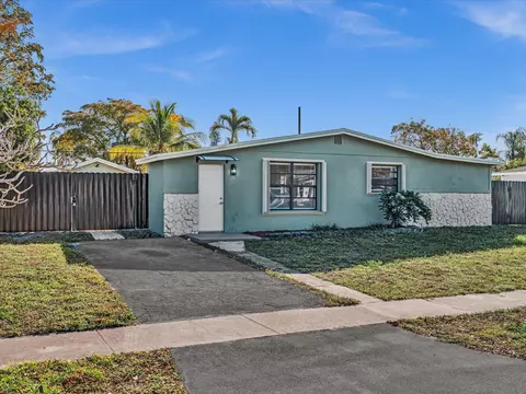 3870 SW 60th Ave, Davie, FL 33314