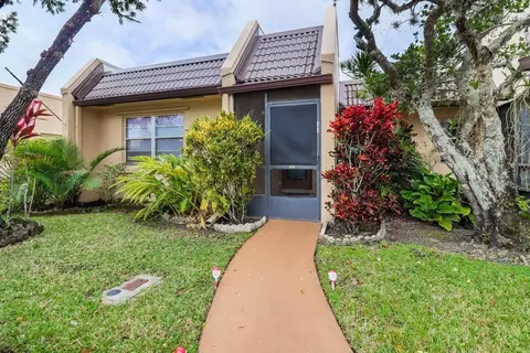 107 Lake Terry Dr, West Palm Beach, FL 33411