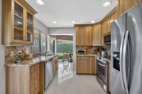4881 Pineview Cir, Delray Beach, FL 33445 photo 19