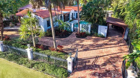755 Alamanda St, Boca Raton, FL 33486