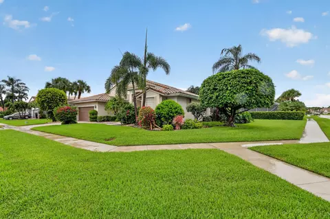 6715 Chimere Ter, Boynton Beach, FL 33437