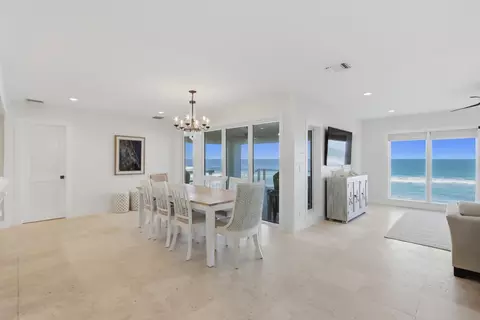 Dining - 1031 SE Macarthur Blvd, Stuart, FL 34996 photo 4 of 7