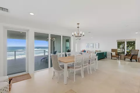 Dining - 1031 SE Macarthur Blvd, Stuart, FL 34996 photo 2 of 7