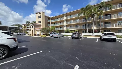 5777 Gemstone Ct #207, Boynton Beach, FL 33437