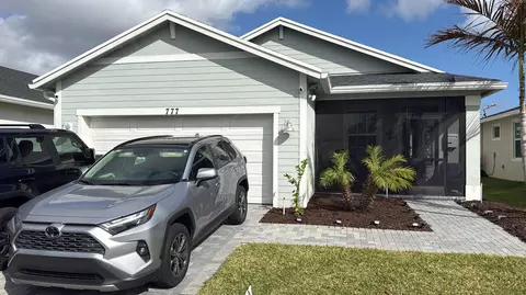 777 SE Bloomfield Rd SE, Port Saint Lucie, FL 34984