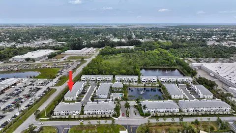 View/Area - 2401 SE Tarvest Way, Stuart, FL 34997 photo 8 of 8
