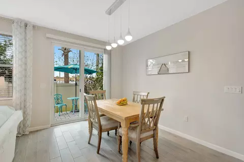 Dining - 2401 SE Tarvest Way, Stuart, FL 34997 photo 2 of 3
