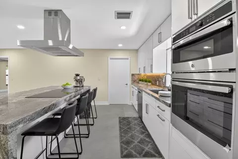 6251 Hitchin Post Way, Delray Beach, FL 33484