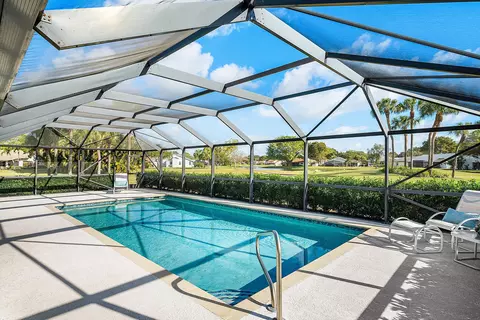 5722 Willow Creek Ln, Delray Beach, FL 33484