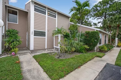 707 Stonewood Ct #19C, Jupiter, FL 33458
