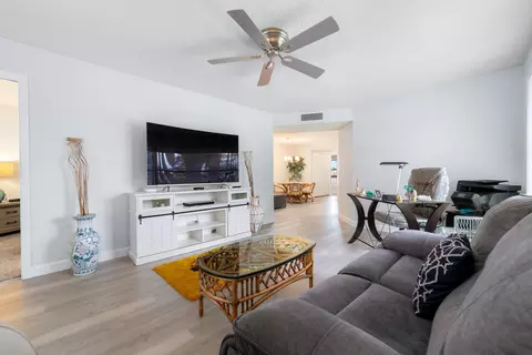 841 SW South River Dr #205, Stuart, FL 34997