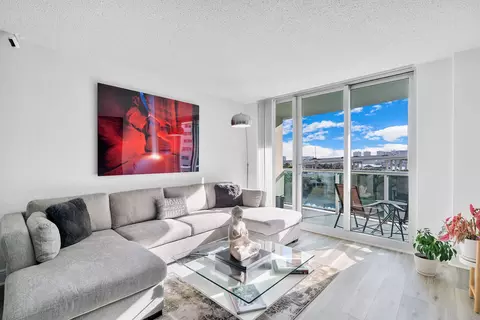 19380 Collins Ave #523, Sunny Isles Beach, FL 33160