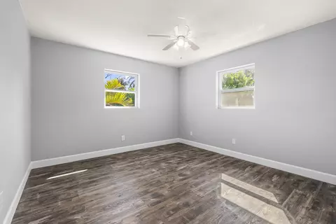 924 SE Dolphin Dr, Stuart, FL 34996 photo 21