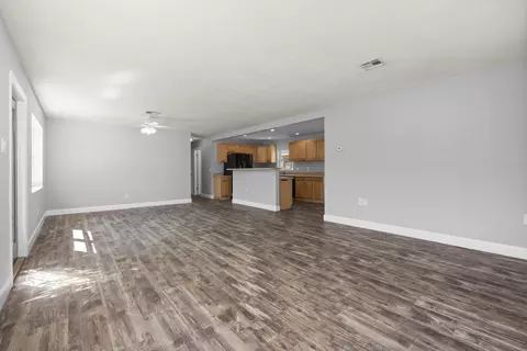 924 SE Dolphin Dr, Stuart, FL 34996 photo 10