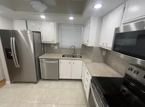 705 Lori Dr #216, Palm Springs, FL 33461