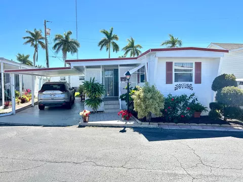 3332 Broadway St, Hollywood, FL 33021
