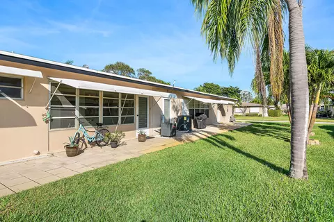 1010 Circle Ter E #C, Delray Beach, FL 33445 photo 25