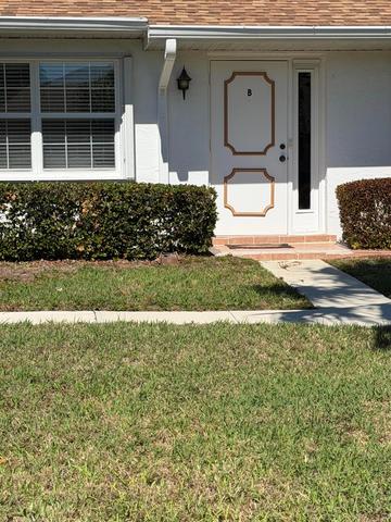 1234 S Lakes End Dr #B, Fort Pierce, FL 34982