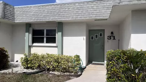 2638 Gately Dr #31, West Palm Beach, FL 33415