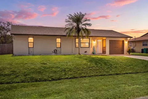 822 SW Harvard Rd, Port Saint Lucie, FL 34953