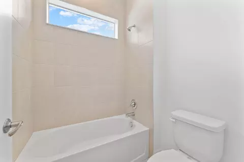 10625 SW Larocca Way, Port St Lucie, FL 34987