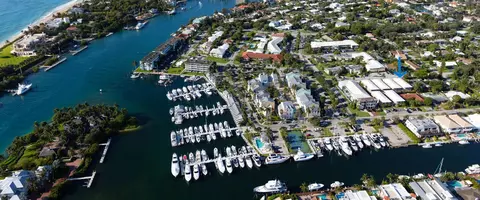 2737 NE 28th St #9W, Lighthouse Point, FL 33064