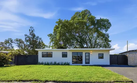 5620 Calico Rd, West Palm Beach, FL 33415
