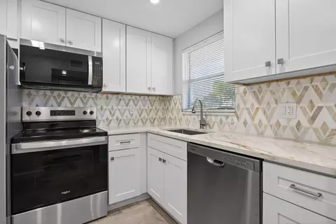 6850 Royal Palm Blvd #103G, Margate, FL 33063