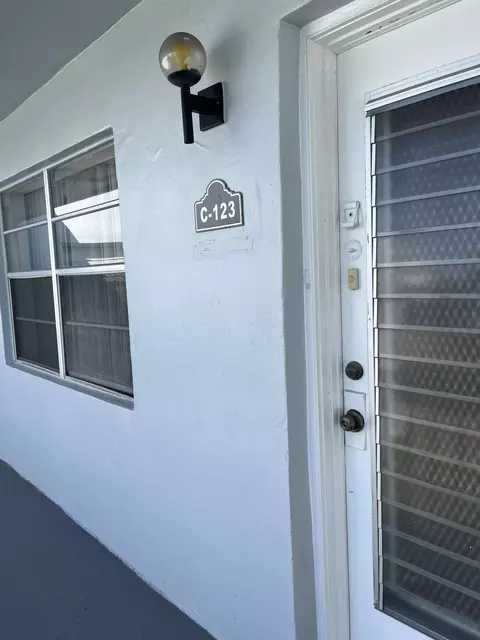 123 Normandy #C, Delray Beach, FL 33484