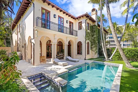 160 Sunset Ave, Palm Beach, FL 33480