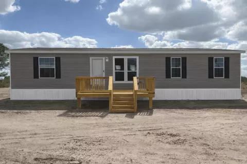 18990 NW 268th St, Okeechobee, FL 34972