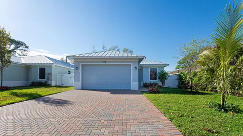 314 4th St, Jupiter, FL 33458 photo 3