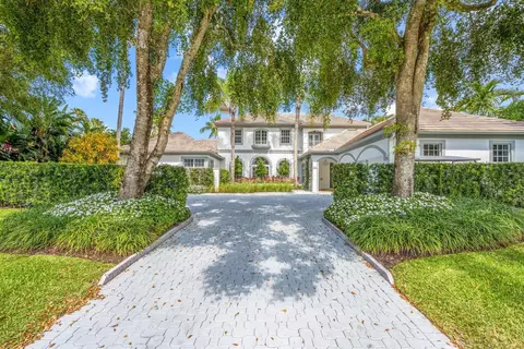 2377 Golf Brook Dr, Wellington, FL 33414
